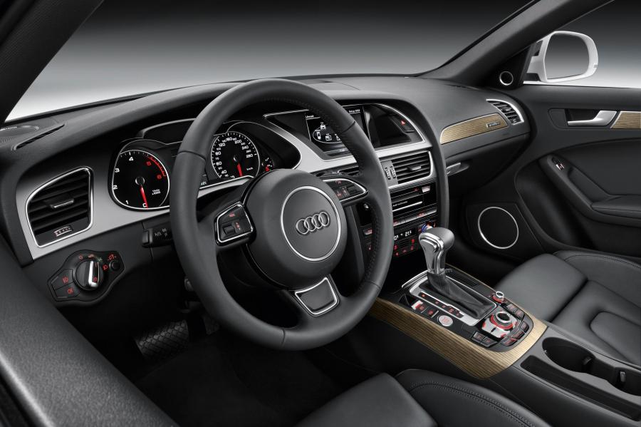 Торпедо Audi A4 Allroad 2.0 TDI Quattro (B8, 8K) 2012 года  (фото 12 из 39)